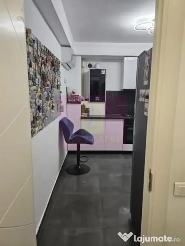 VANZARE APARTAMENT 3 CAMERE BD. DECEBAL - Bucuresti (Bucuresti-Ilfov)