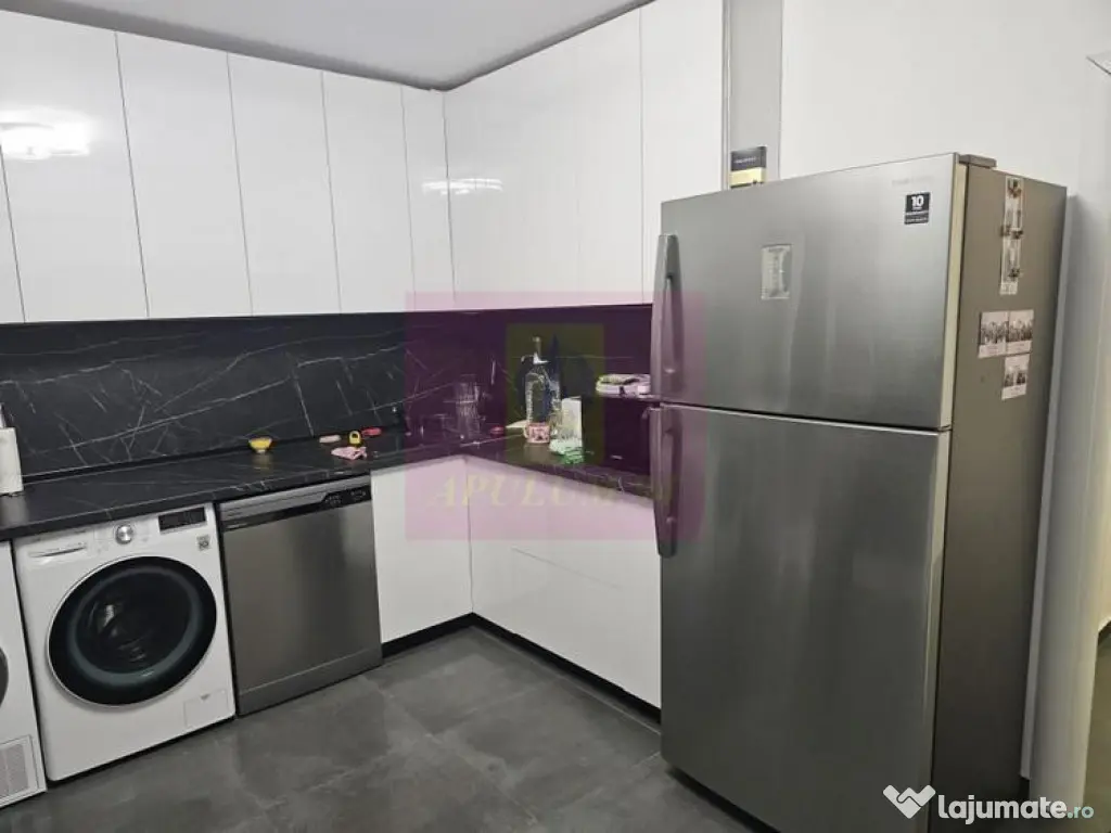 VANZARE APARTAMENT 3 CAMERE BD. DECEBAL - Bucuresti (Bucuresti-Ilfov)