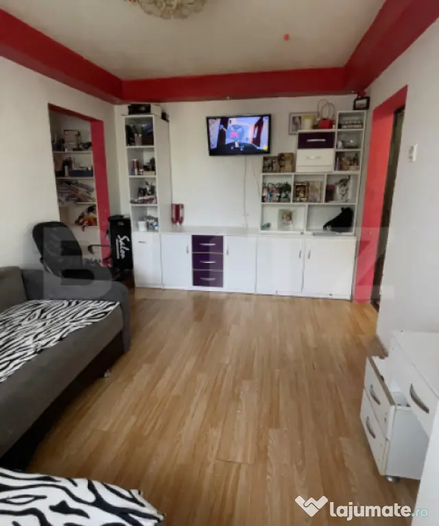 Apartament cu 2 camere, 37 mp, mobilat și utilat, Trivale - Pitesti (Arges)