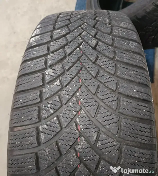 Anvelope Bridgestone iarna 225 45 18