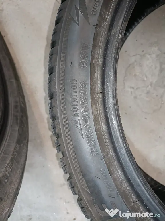 Anvelope Bridgestone iarna 225 45 18