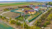 CASA VACANTA si CASA LA ROSU/938 mp teren SATU NOU/HALCHIU 