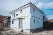 Casa de vanzare moderna, 4 camere, zona Nord! 