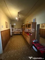 Casă spațioasă în Lugașu de Jos. 