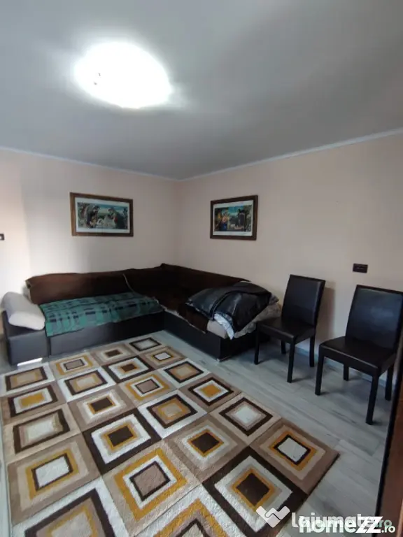 Casă cu 3 camere, anexe generoase și 1.813 mp teren – Fi - Finteusu Mic (Maramures)