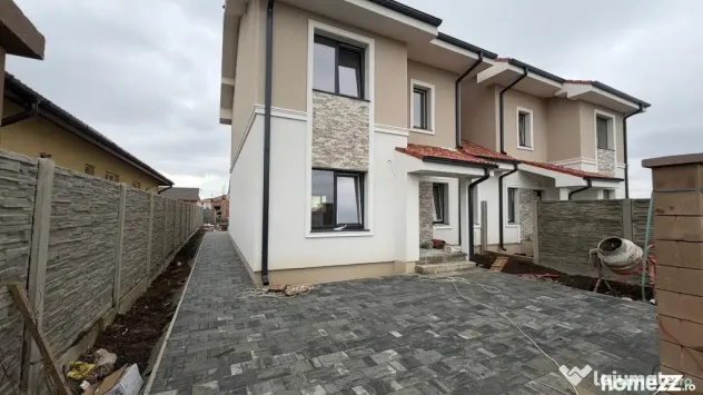 Duplex despartit | Mosnita Noua Zona de Kaufland | Toate uti - Mosnita Noua (Timis)