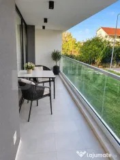 Apartament cu 2 camere, 54 mp, zona Lipovei