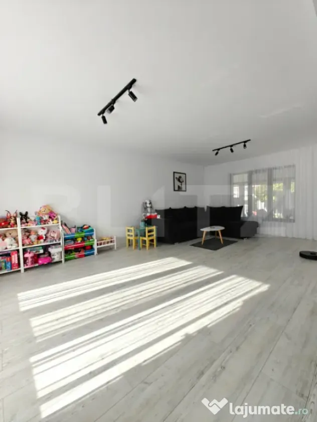 Casa P+1 | 140 mp utili | Teren 500 mp | Anexa 40 mp - Pitesti (Arges)