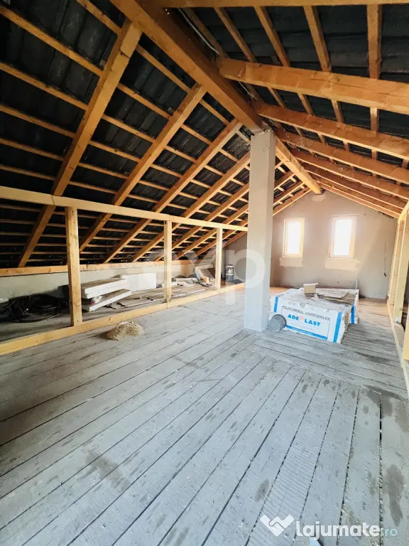 Vila noua ,la cheie în Ghioroc Arad - Ghioroc (Arad)