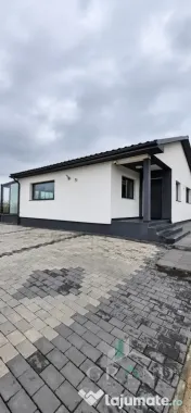 Totul NOU | Casa Individuala | Curte | Terasa | 3 Camere | F