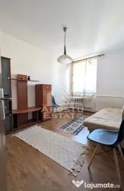 Apartament cu 2 camere de inchiriat,curte comuna,Complex Studentesc 