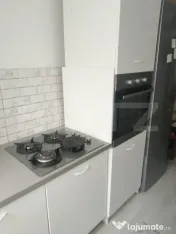 Inchiriez Apartament cu posibilitati multiple 