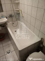 Apartament cu doua camere de închiriat zona Complex 