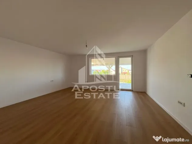 Casa individuala, 6 camere, 2 bai, garaj, teren 913, pompa de caldura - Sacalaz (Timis)
