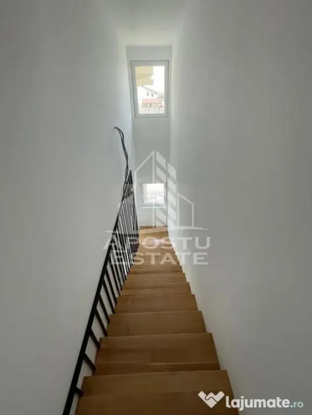 Casa individuala, 6 camere, 2 bai, garaj, teren 913, pompa de caldura - Sacalaz (Timis)