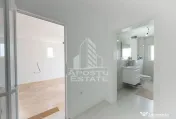 Casa individuala, 6 camere, 2 bai, garaj, teren 913, pompa de caldura 