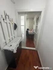 Apartament de vanzare, cu 2 camere, 53 mp, zona Craiovita 