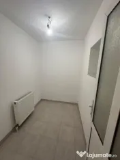 Spatiu comercial 8 mp de inchiriat, Radauti