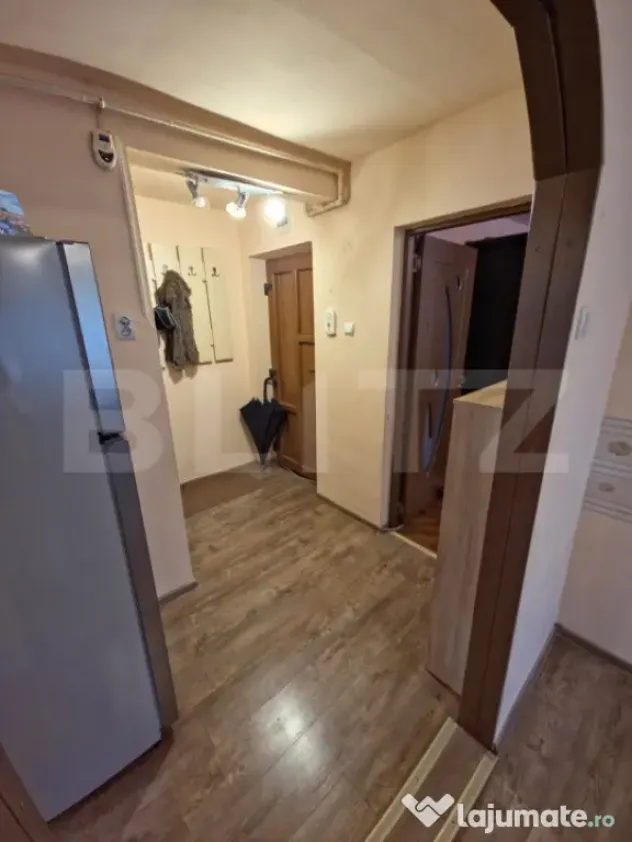 Apartament de vânzare cu 4 camere, Semicentral - Zalău - Zalau (Salaj)