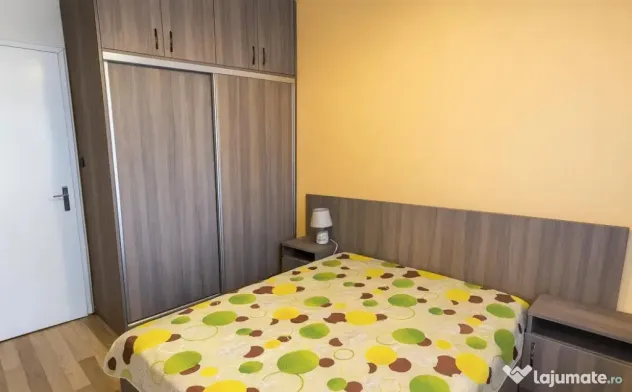 Apartament 3 camere 1 Decembrie - Bucuresti (Bucuresti-Ilfov)