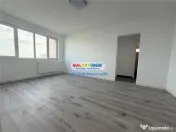 Apartament 3 camere renovat - etaj 7 - str Jean Steriadi - T