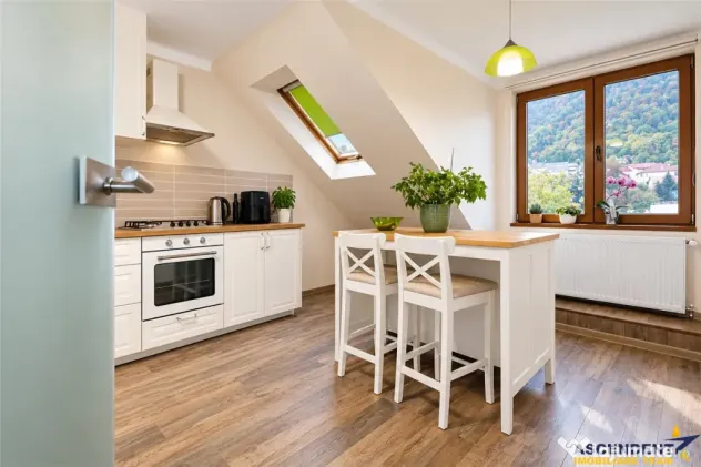 Apartament cu panorama de exceptie asupra Brasovului si Tamp - Brasov (Brasov)