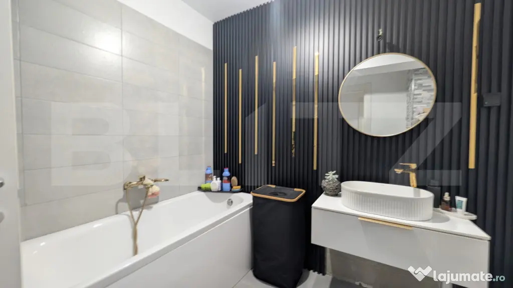 Apartament 3 camere renovat, parcare subterană, Dorobantu R - Ploiesti (Prahova)