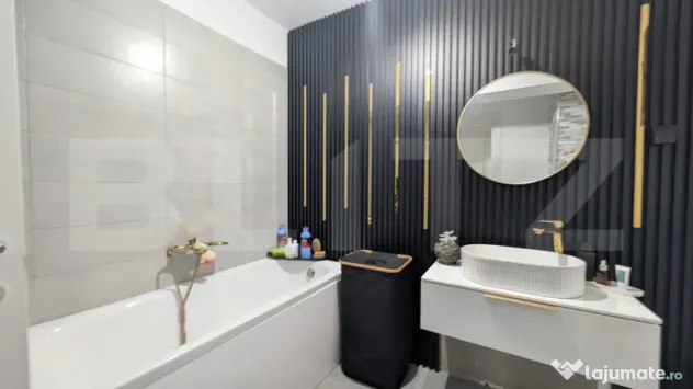 Apartament 3 camere renovat, parcare subterană, Dorobantu R - Ploiesti (Prahova)