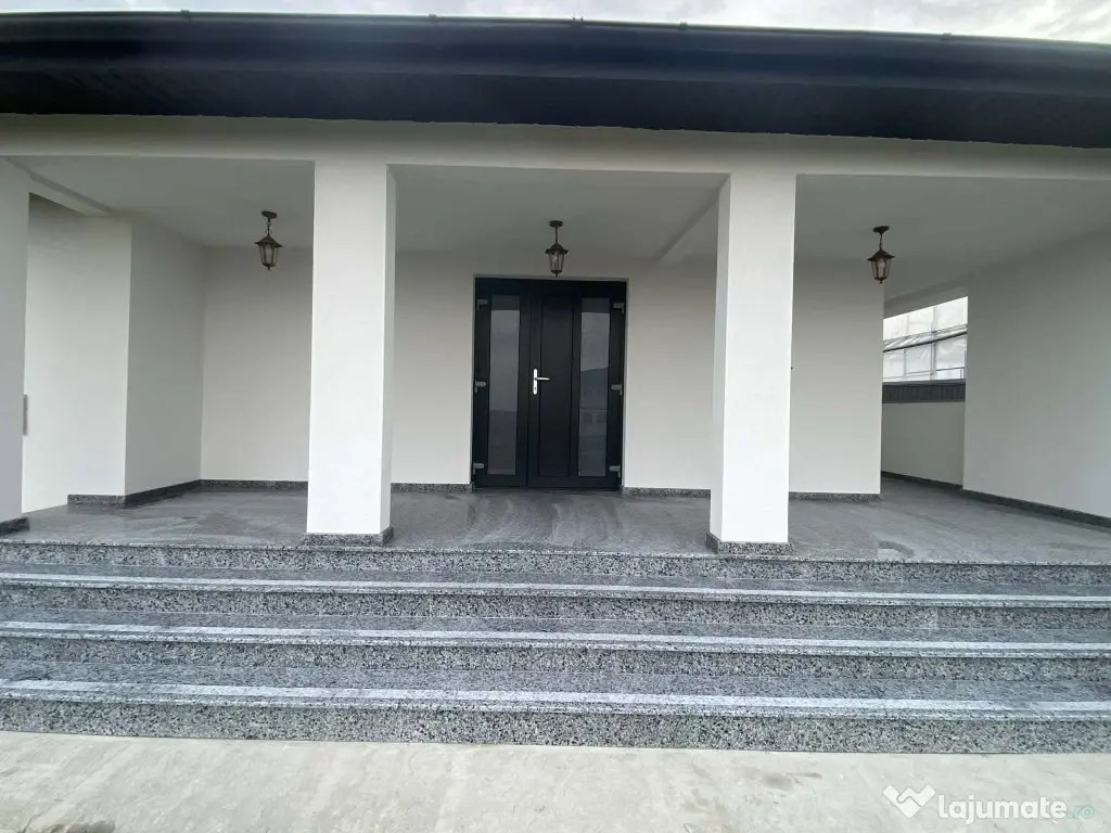 Casa noua mobilata si utilata zona rezidentiala - Botosani (Botosani)