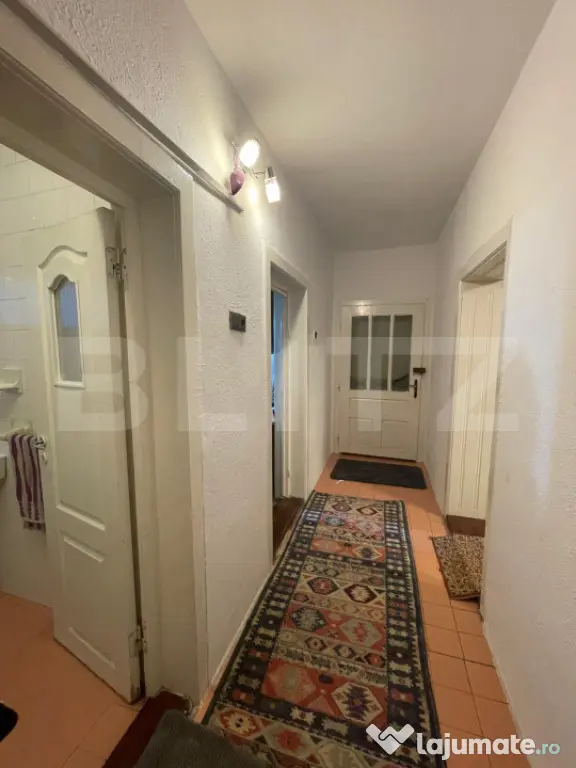 Se vinde casă in orașul HAȚEG – cu etaj, mansardă, pis - Hateg (Hunedoara)