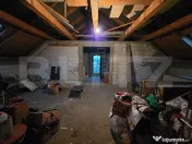 Casă de vânzare P+M ,8 camere,240mp,zona Cloșca Satu Mare 