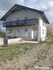 Casa superba cu etaj 