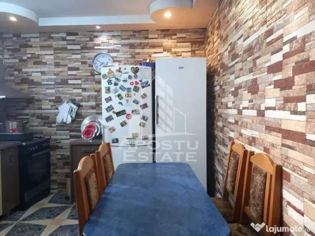 Casa, de vanzare, in Curtici. - Curtici (Arad)