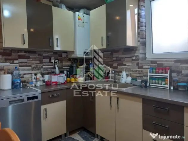 Casa, de vanzare, in Curtici. - Curtici (Arad)