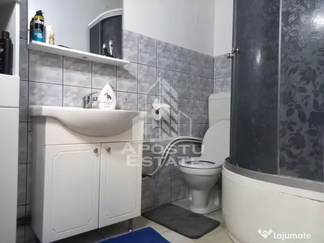 Casa, de vanzare, in Curtici. - Curtici (Arad)