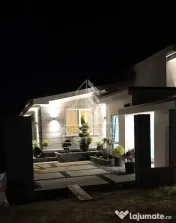 Casa de vanzare in localitatea Zimandcuz, Arad.