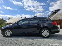 Opel Astra J Sport touarer 2013