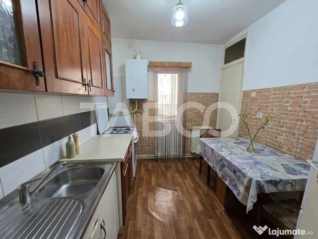 Apartament decomandat 2 camere etaj3 balcon pivnita Vasile A - Sibiu (Sibiu)
