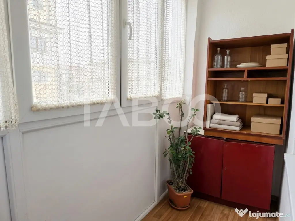 Apartament decomandat 2 camere etaj3 balcon pivnita Vasile A - Sibiu (Sibiu)