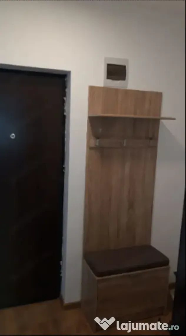 Inchiriez garsoniera Lacul lui Binder cu loc de parcare