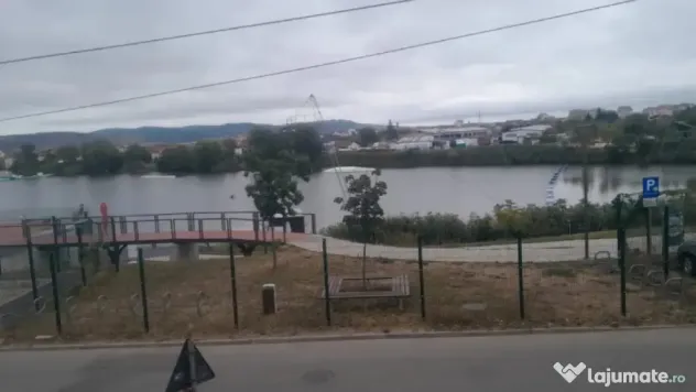 Inchiriez garsoniera Lacul lui Binder cu loc de parcare