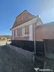 CASA SASEASCA DE POVESTE- CLOASTERF- SASCHIZ/MURES- DE VANZARE! 