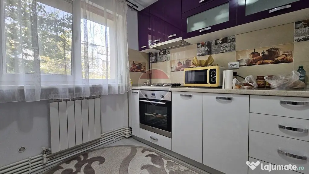 Apartament confort 1 cu 3 camere în Burdujeni, Suceava - Suceava (Suceava)