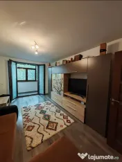 Apartament Cu 2 Camere Decomandarte Zona Ultracentrala