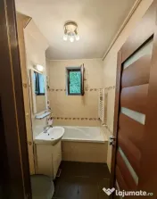 Apartament Cu 2 Camere Decomandarte Zona Ultracentrala
