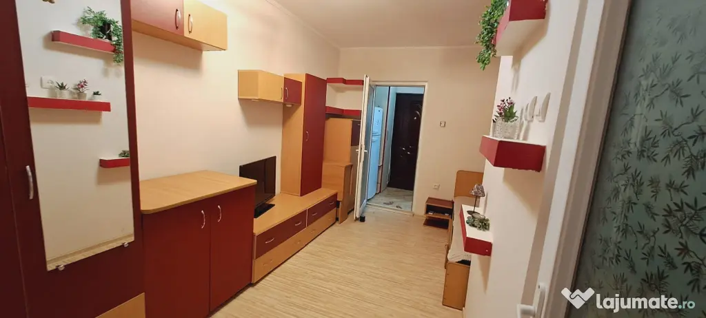 Garsoniera de inchiriat