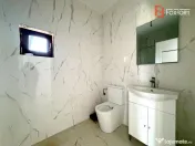 Casa individuala cu 4 camere, teren 900 mp, cu toate utilita 