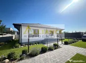 CASA PARTER-4 CAMERE- TEREN 356 MP-STR.ASFALTATA