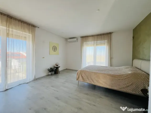 Casa individuala 5 camere - Sacalaz, zona centrala - Sacalaz (Timis)
