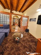 Apartment de închiriat cu 2 camere,curte si gradina,zona Iosefin